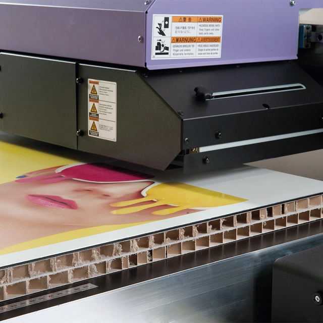Mimaki JFX200-2531 printer 250x130cm platemål 