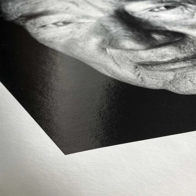 Hahnemühle FineArt Baryta 325g 100% a-Cellulose, high-gloss 